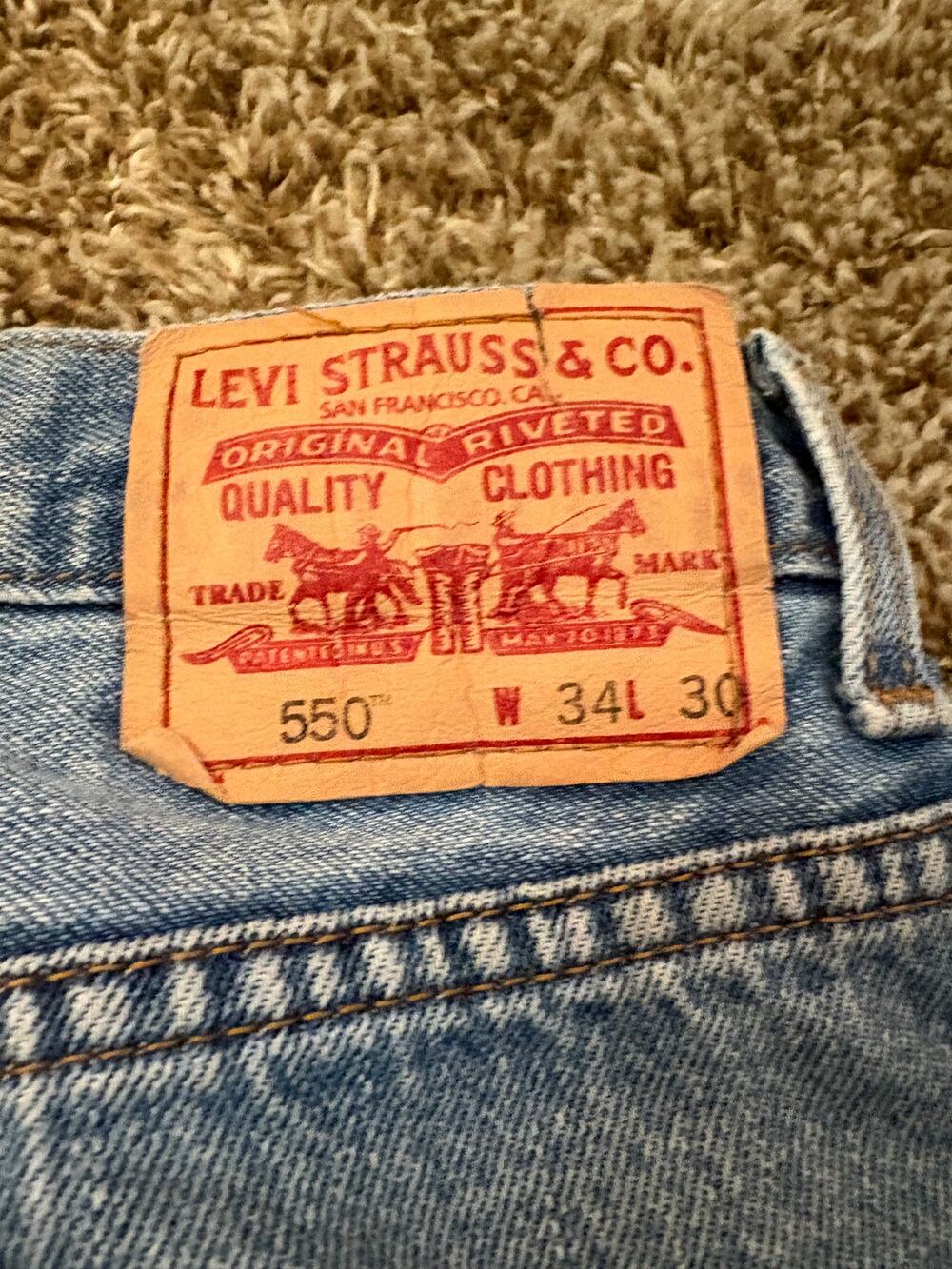 Levi's 550 Relaxed Fit Denim Jeans Size 34x30 Y2K